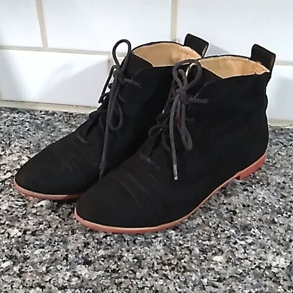Forever 21 Black Lace Up Booties. Sz 6 - Picture 1 of 9